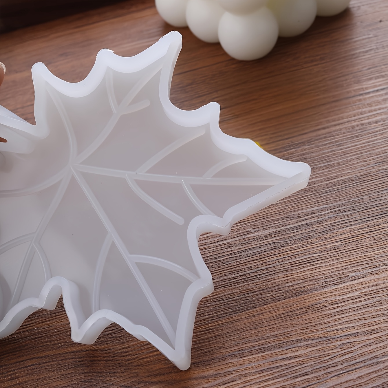 แม่พิมพ์ซิลิโคนรูปใบเมเปิ้ล 1  - Soap Making Designs บทวิจารณ์และราคา